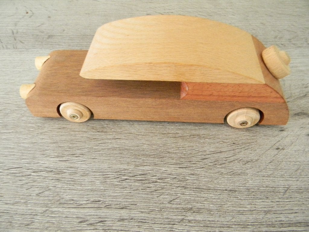 houten handgemaakte sedan auto, Enlèvement, Comme neuf