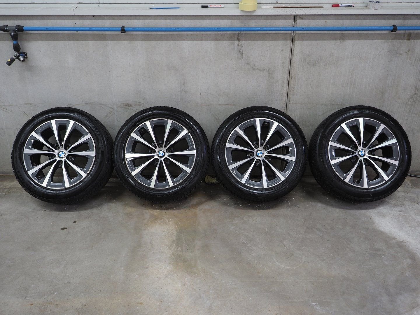 Originele BMW 3 serie G20 sportvelg + winterbanden 17 inch, Pneus et Jantes, Pneus hiver, Véhicule de tourisme, -