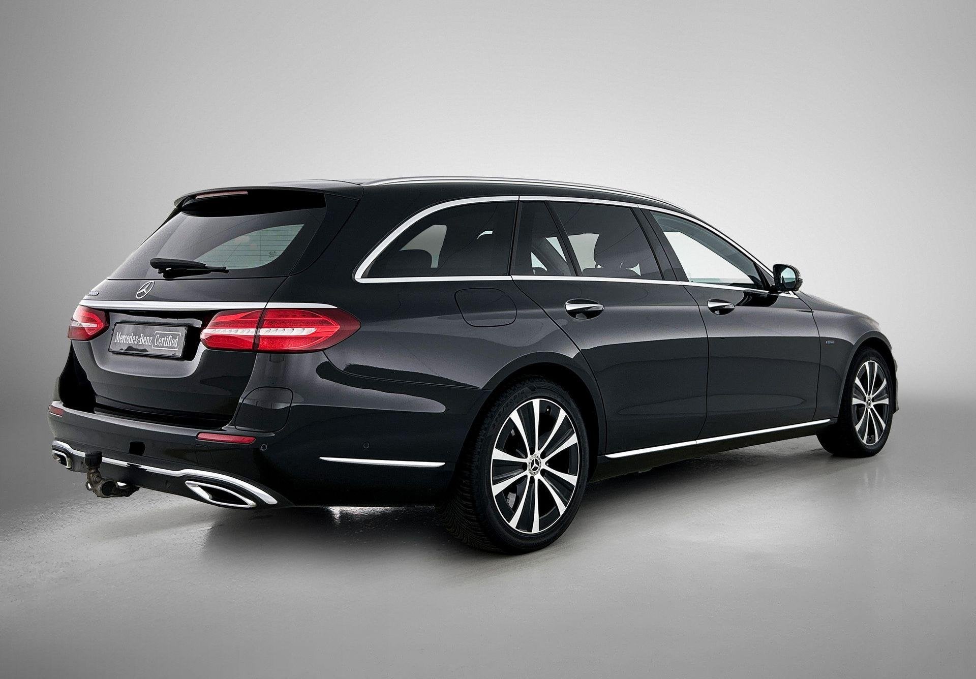 Mercedes-Benz E-Klasse 300 DE Break Luxury Line | Trekhaak |, 40 g/km, Entreprise, 5 portes, Automatique