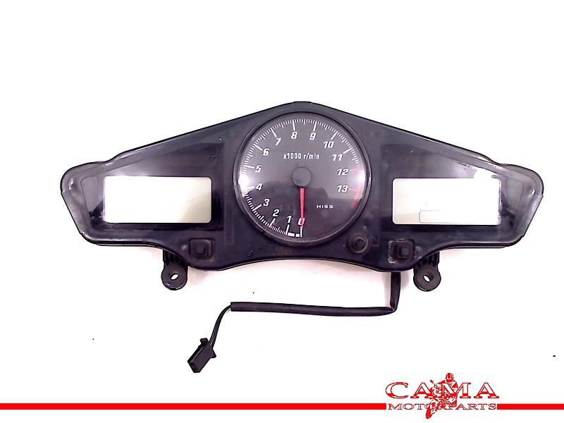 TELLERSET Honda VFR 800 VTEC 2002-2013 (VFR800 RC46), Dhr. S. di Majo, Utilisé, Info@cama-motorparts.nl, P.J. Troelstraweg 8 8
3144 CX  MAASSLUIS, NL