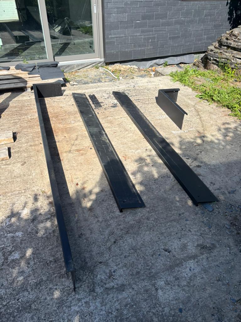 Cornières noires en aluminium thermolaqué, Enlèvement, Neuf