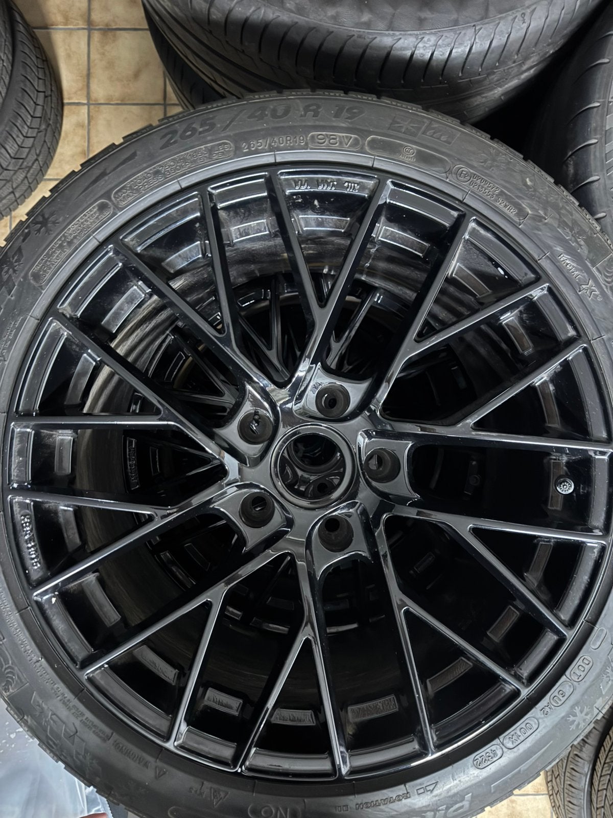 4 MAK 19" PORSCHE-VELGEN + MICHELIN PILOT ALPIN WINTERBANDEN, Winterbanden, Band(en), Ophalen, 19 inch