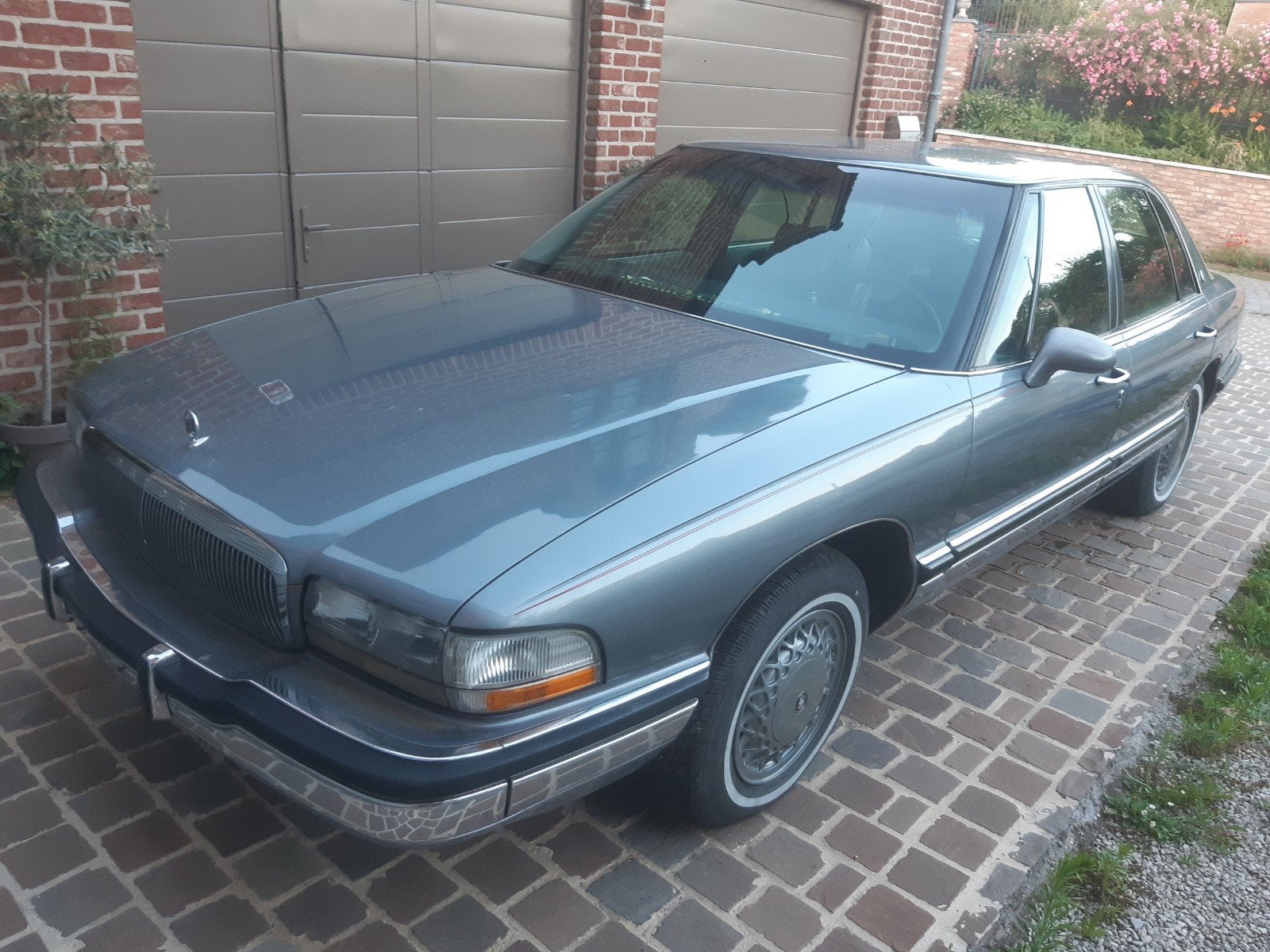 Buick park avenue 1991 vends échange, 4 deurs, Leder, Grijs, Zilver of Grijs