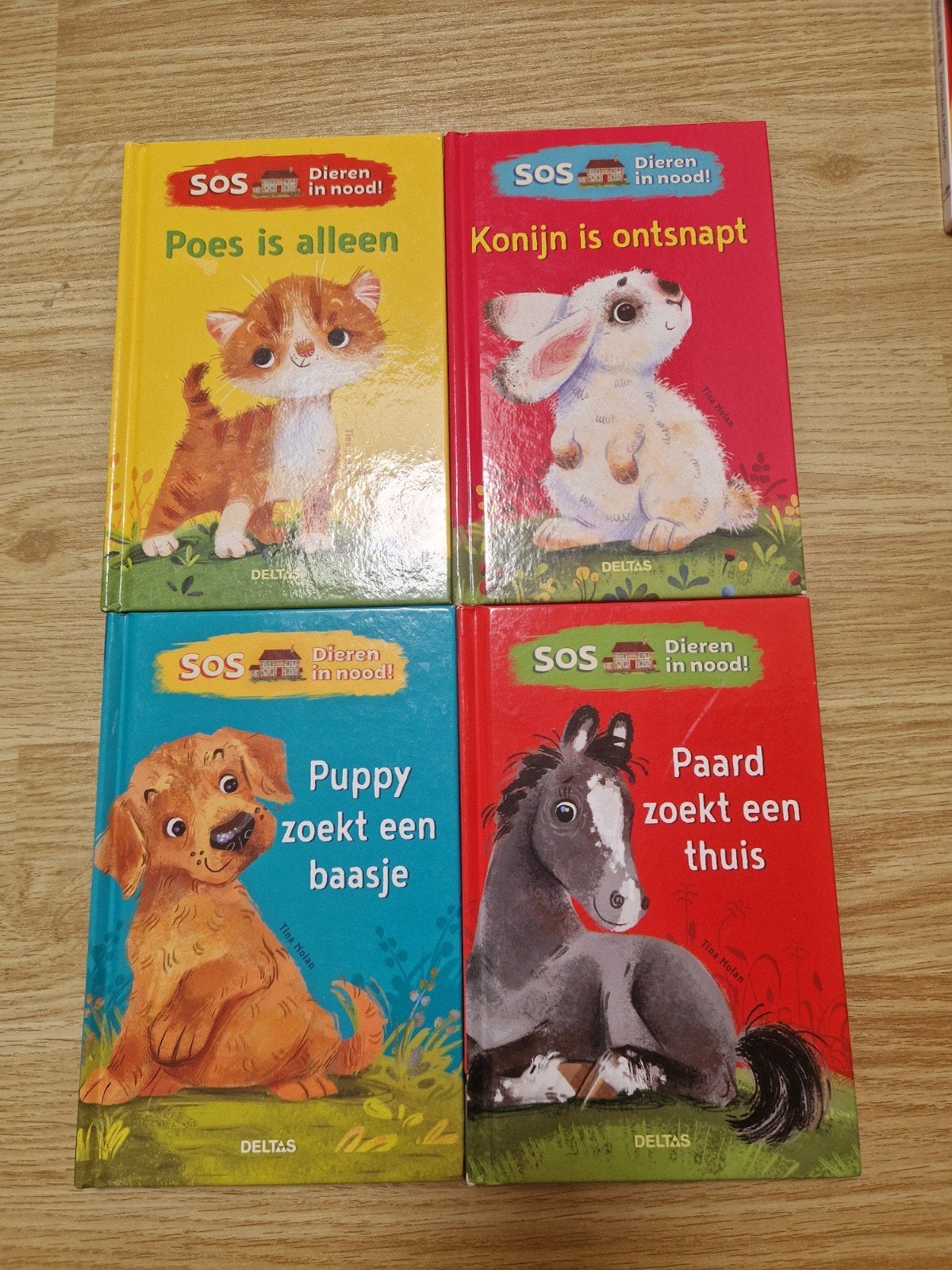 Tina Nolan - Puppy zoekt een baasje 3/stuk van 10€ voor alle, Boeken, Ophalen of Verzenden, Tina Nolan