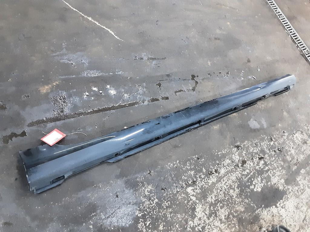 SIERLIJST DORPEL Audi A6 Avant (C8) (01-2018/-), Gebruikt, Mevr. I. Hauben, Audi, Rue de l'Espoir 34 34
4030  GRIVEGNÉE, BE