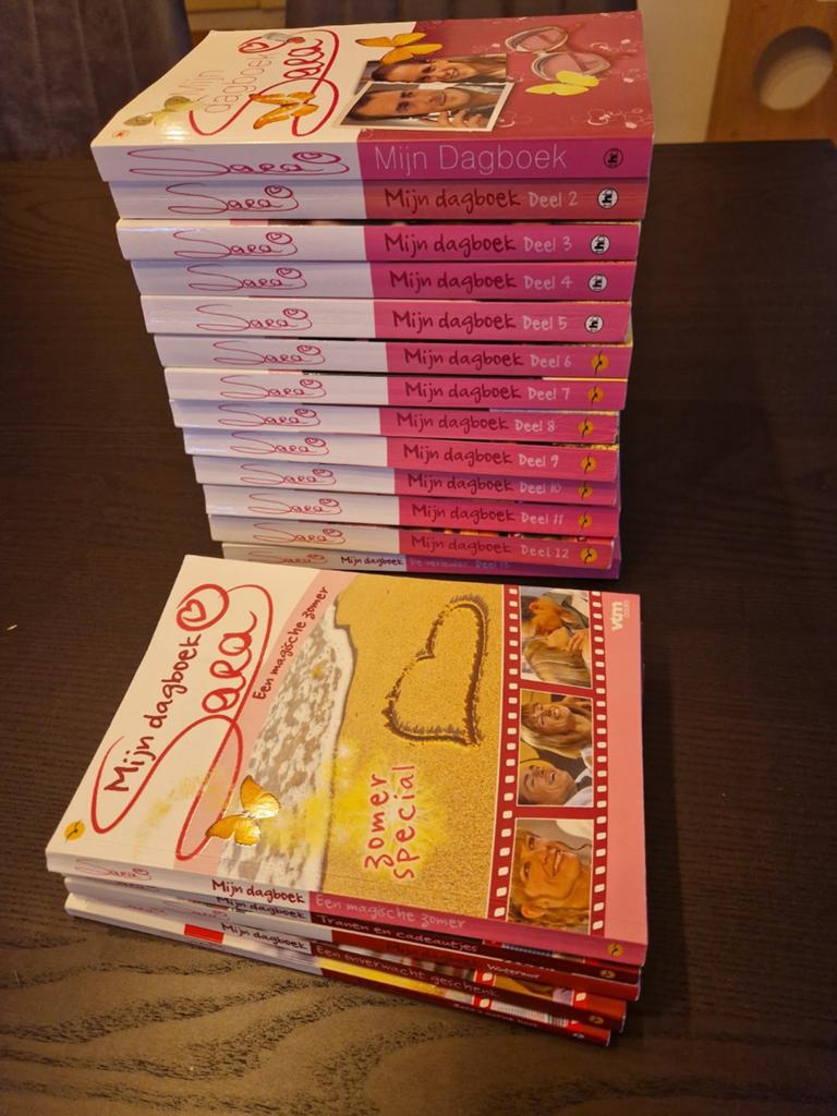 Volledige 'Mijn dagboek Sara' reeks + specials, Enlèvement ou Envoi, Utilisé, Autres types