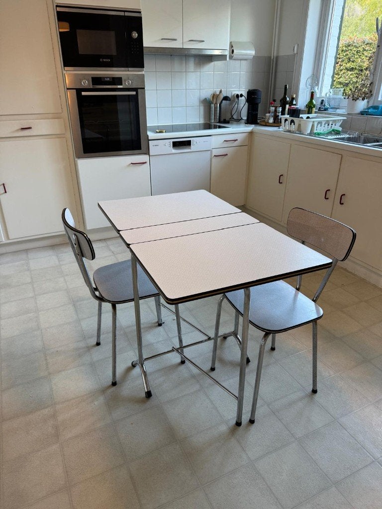 Table d'appoint vintage – Style rétro, 45 à 60 cm, Enlèvement, Utilisé, Vintage - retro