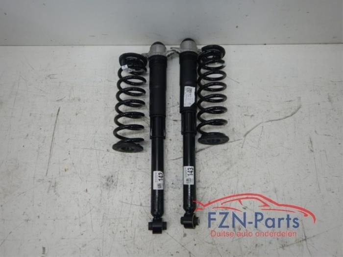 VW Tiguan 5NA Schokdemper + Veren set Achterzijde L+R, Auto-onderdelen, Ophalen of Verzenden, Gebruikt