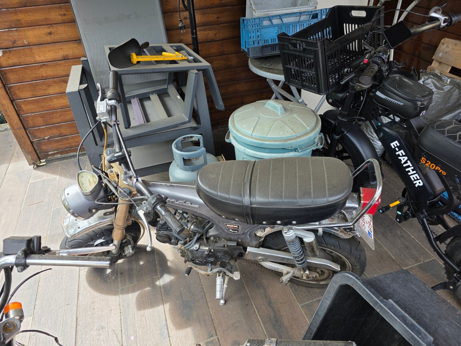 Honda dax 49cc, Fietsen en Brommers, Ophalen, Gebruikt, 49 cc, Klasse B (45 km/u)