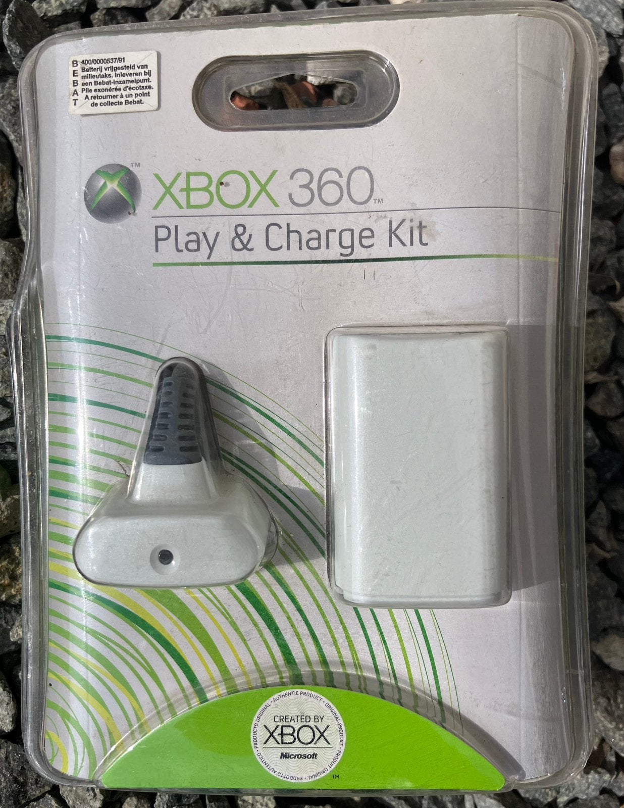 Microsoft Xbox 360 play and charge kit, Games en Spelcomputers, Spelcomputers | Xbox | Accessoires, Ophalen, Nieuw, Xbox 360