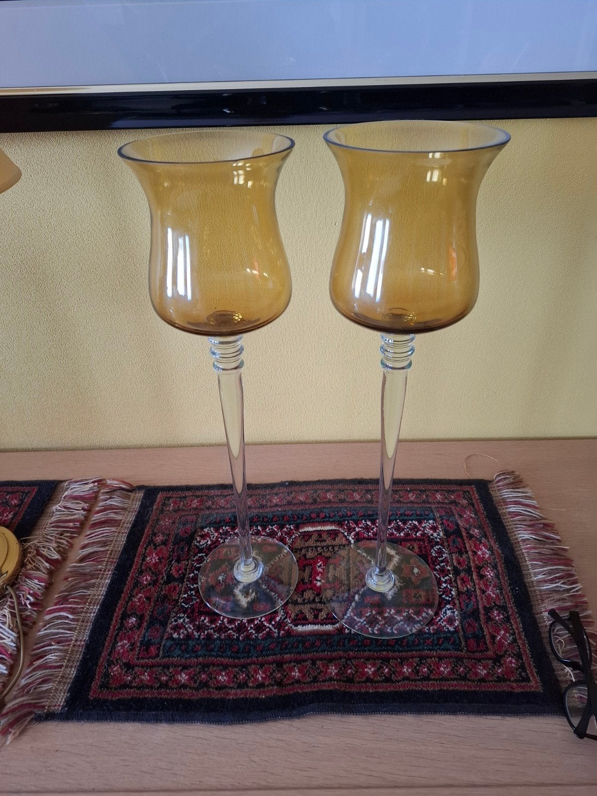 twee zeer mooie vazen, Maison & Meubles, Accessoires pour la Maison | Vases, Fait main, Jaune, Comme neuf, Verre