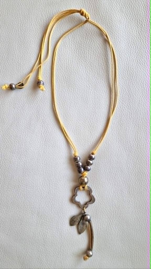 Speciale ketting, Bijoux, Sacs & Beauté, Colliers, Avec pendentif, Utilisé, Autres matériaux, Jaune