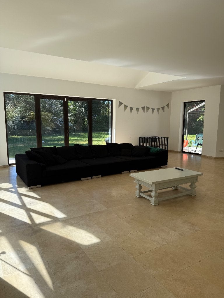 villa en location à Schilde, Immo, Maisons à louer, Province d'Anvers, Par agence ou courtier, 4 pièces, 700 m²