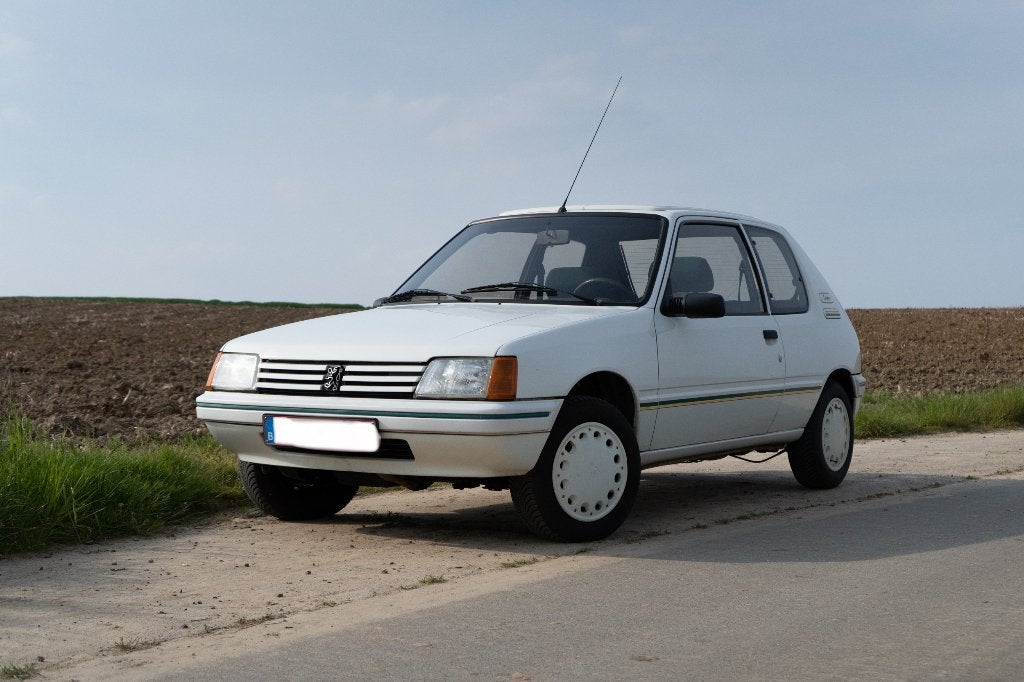 Peugeot 205 Green (édition limitée) 1.4, Achat, Boîte manuelle, 48 kW, Système audio