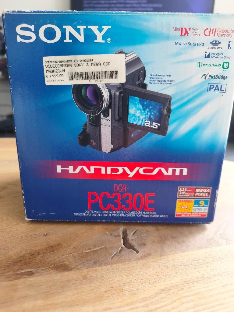 Sony handycam dcr-pc330E, Ophalen of Verzenden, Zo goed als nieuw, Camera, Sony