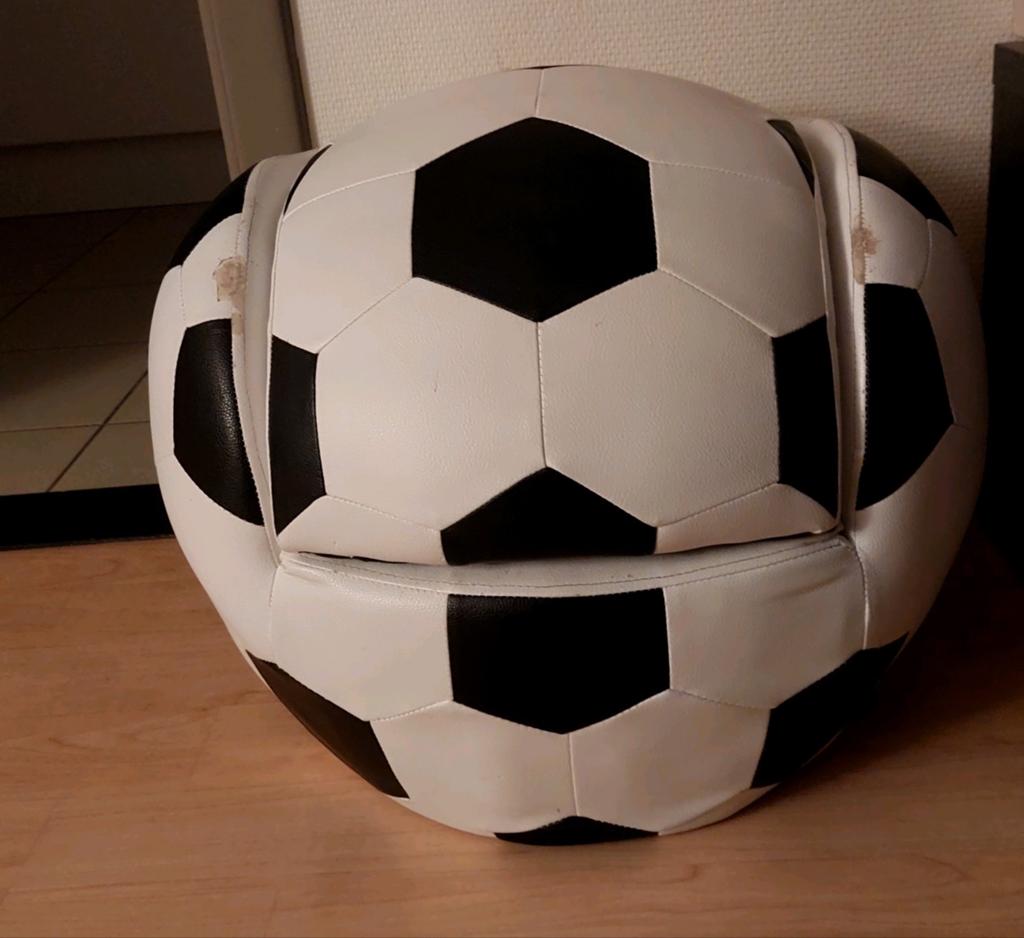 Voetbalzeteltje, Ophalen