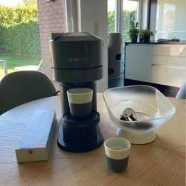 Forfait Nespresso, Electroménager, Machine à espresso, Réservoir d'eau amovible, Dosettes et capsules de café, Enlèvement