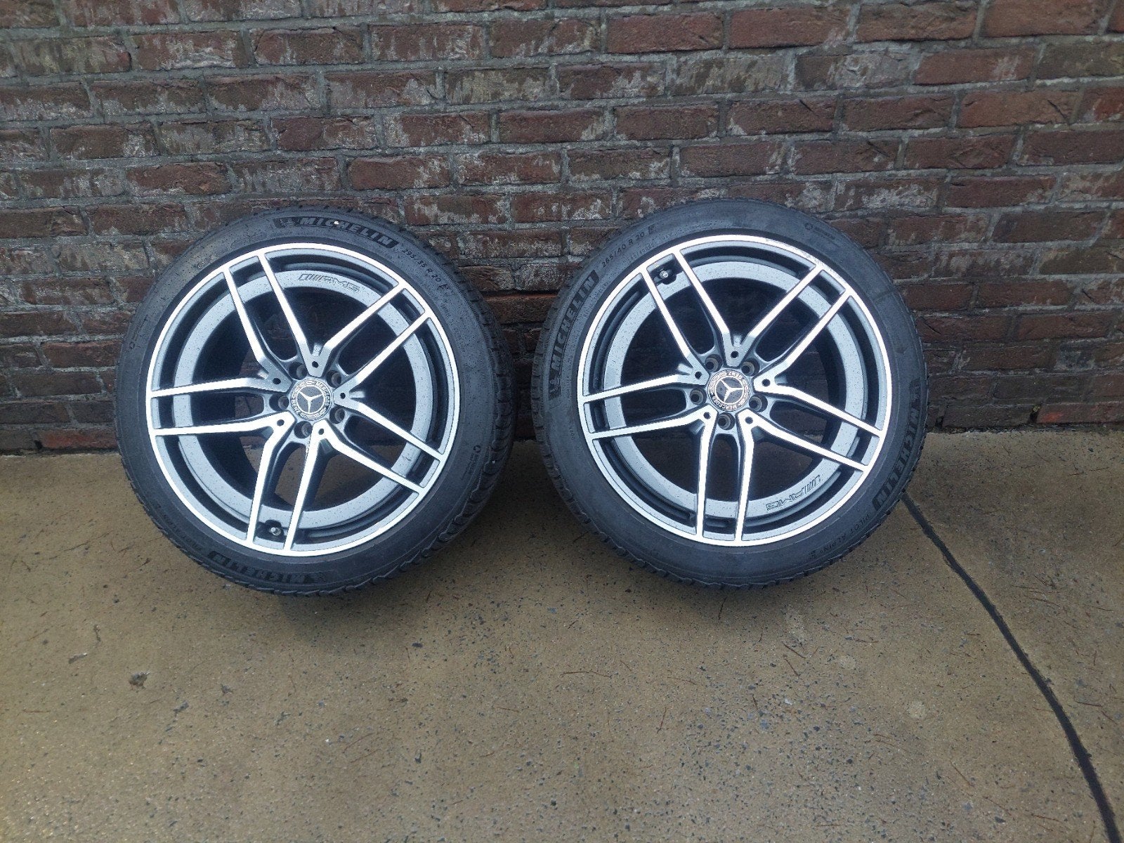 Mercedes-Benz SL R232 AMG 20 pouces, Enlèvement