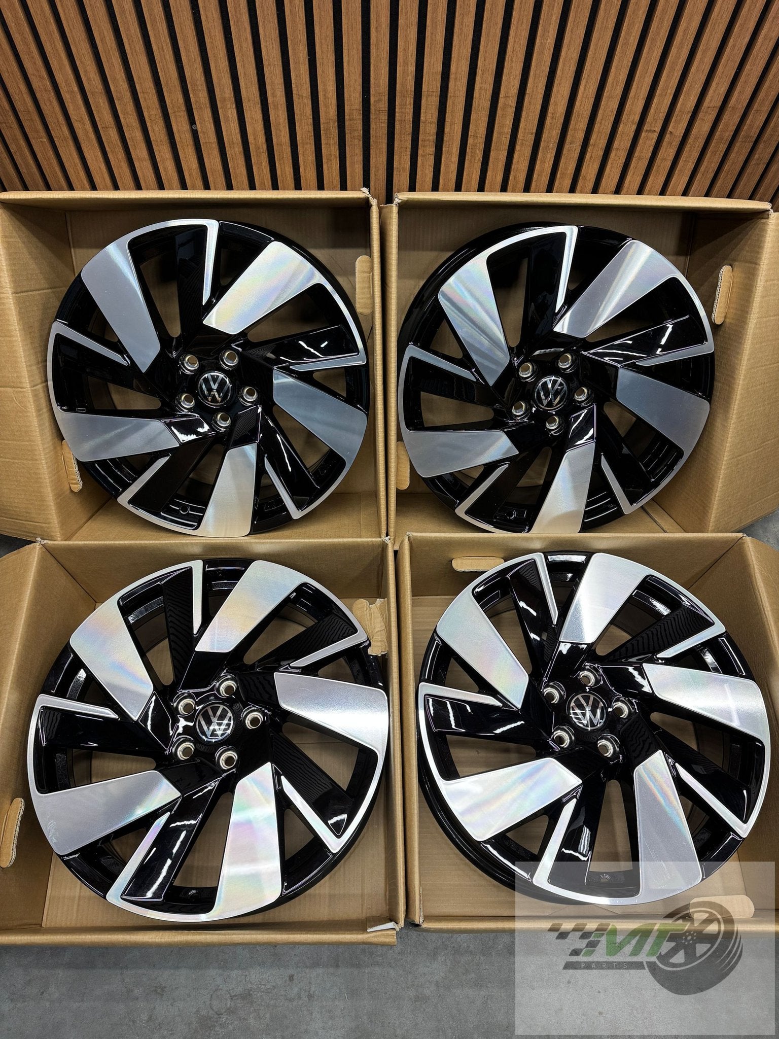 19" Vw Tiguan Tayron T-Roc TRoc misano suzuka york leeds OEM, Véhicule de tourisme, -, 19 pouces, Utilisé