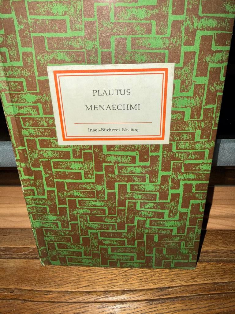 Plautus v Menaechim, Enlèvement ou Envoi, Comme neuf, Un auteur