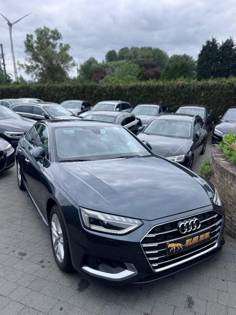 Audi A4 2.0TFSI Facelift automatique, Autos, Argent ou Gris, Euro 6, A4, 5 portes