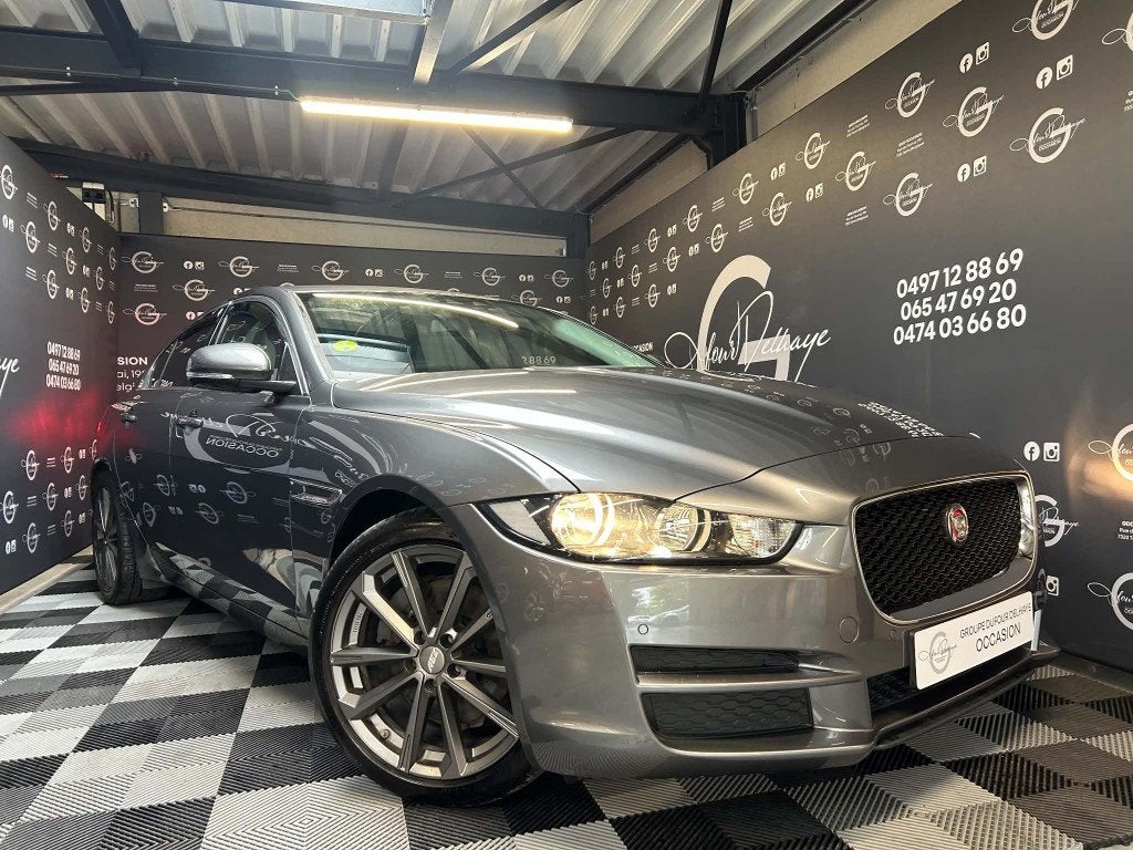 jaguar, Autos, Cuir, Argent ou Gris, Achat, 1800 kg