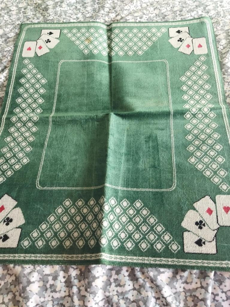 Tapis de jeux de cartes, Trois ou quatre joueurs, Enlèvement ou Envoi, Comme neuf