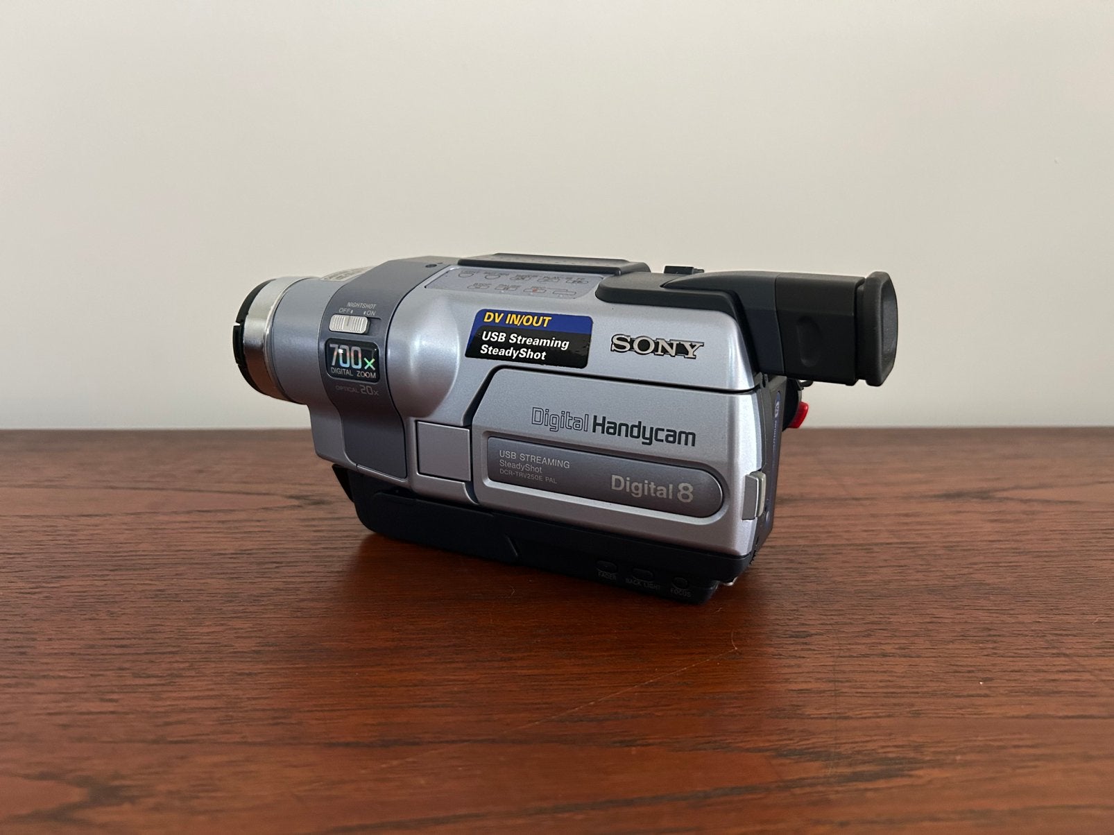 Sony digital handycam, Audio, Tv en Foto, Ophalen, Hi 8, (Video)band