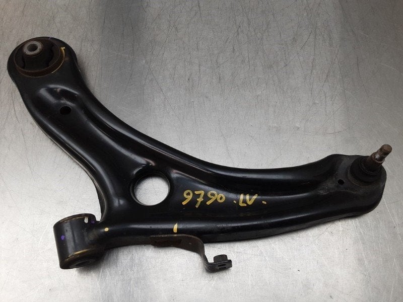 BRAS DE SUSPENSION AVANT GAUCHE INFERIEUR Jazz (GK / GP), Utilisé, Honda