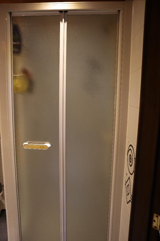 Douchedeur Cesana, Doe-het-zelf en Bouw, Sanitair, Gebruikt, Douche, Glas, Ophalen