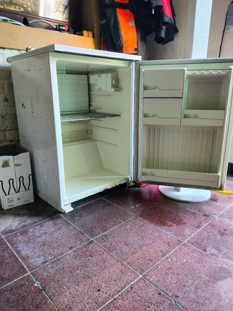 Koelkast, Minder dan 75 liter, 45 tot 60 cm, Ophalen, 85 tot 120 cm