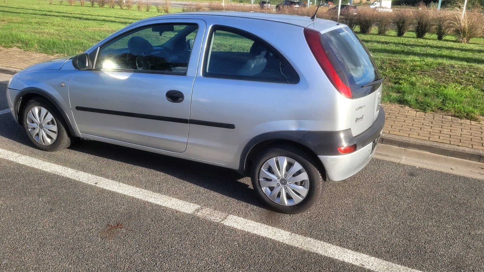 OPEL CORSA 03+1.2ES+CTOK +DEMANDE D'IMMATRICULATION À 1099EU, Achat, Entreprise, Euro 4, Corsa