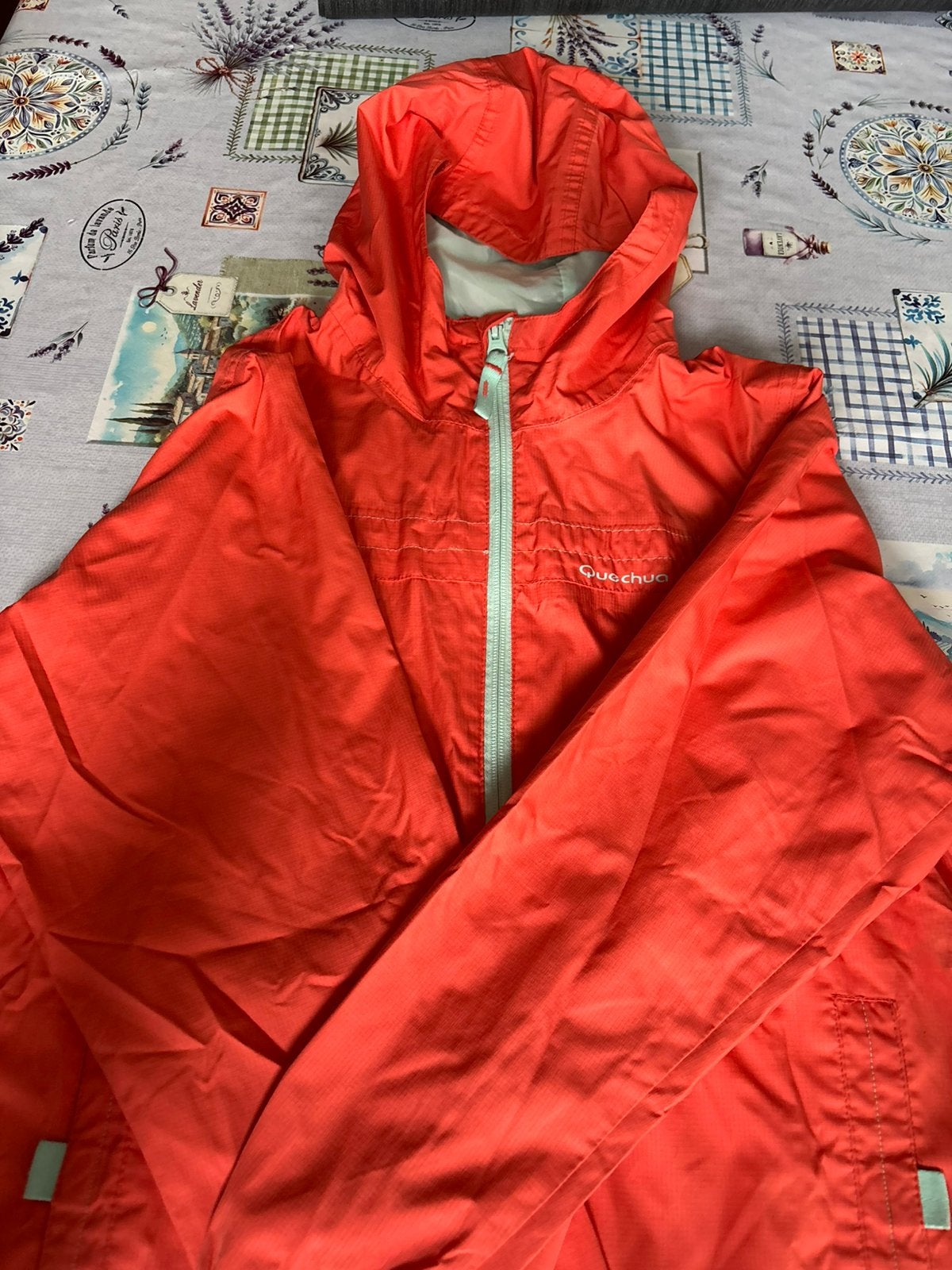 Veste imperméable Quechua enfant, Caravanes & Camping, Enlèvement, Comme neuf, Imperméable, Kinderen