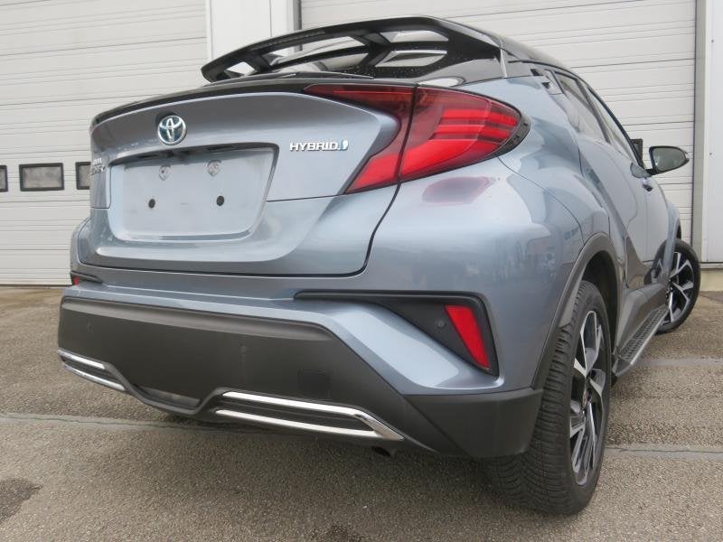 Toyota C-HR C-LUB BI-TONE, Euro 6, 152 ch, 5 portes, Automatique