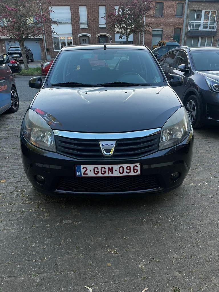 Dacia sandero benzine 1.2/gekeurd, Ophalen