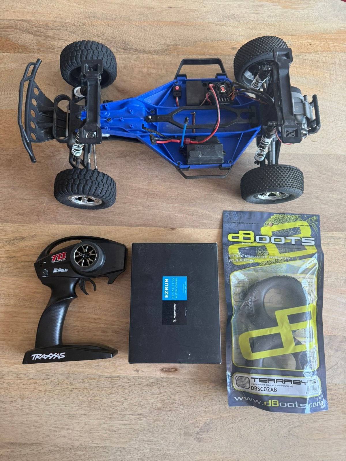 Traxxas slash 2wd met hobbywing max10 3300kv, Hobby en Vrije tijd, Elektro, Auto offroad, Ophalen of Verzenden, Zo goed als nieuw