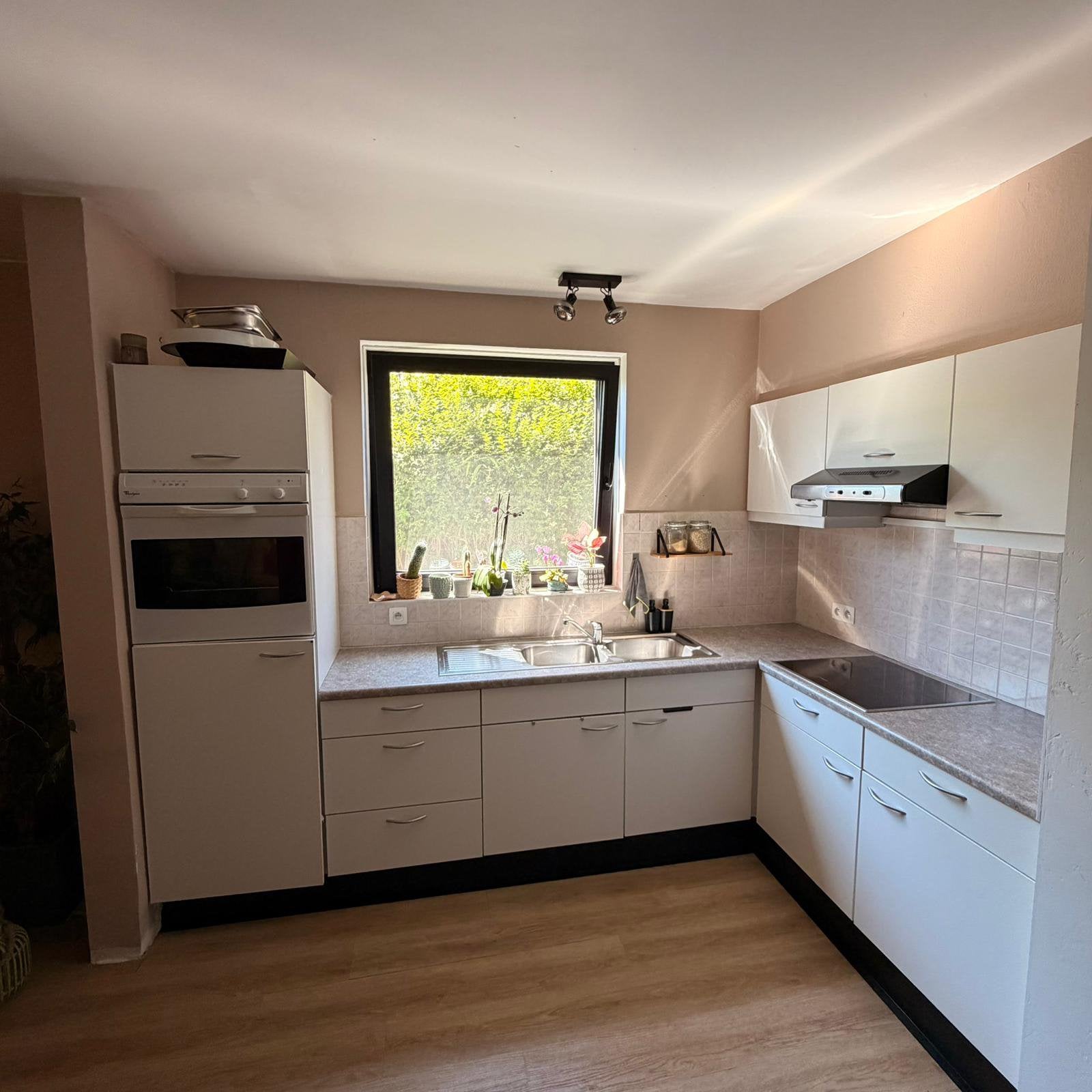 Cuisine semi equipee Bulthaup, Composite, Enlèvement, Utilisé, Blanc