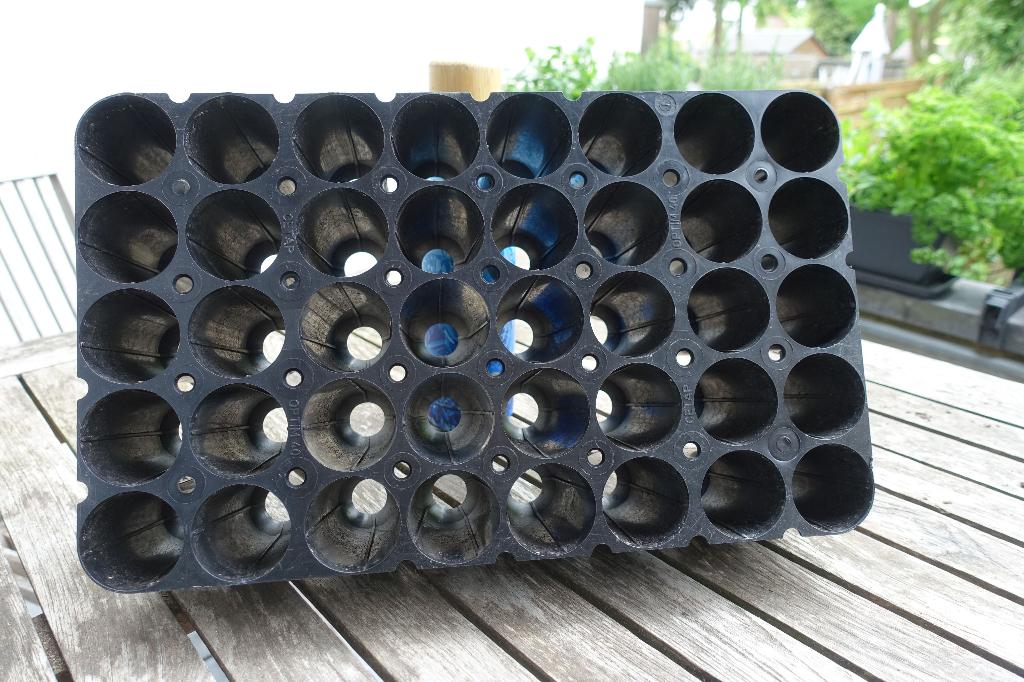 Optim 40 kweek-, zaai- en stektray, Tuin en Terras, Bloembakken en Plantenbakken, Gebruikt, Kunststof, Binnen, Balkon, Tuin, Minder dan 30 cm