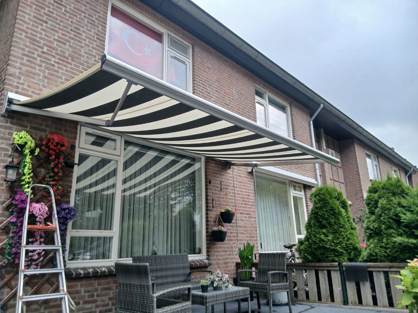 Nieuwe zonnetent doeken op uw oude zonnetent met montage., Tuin en Terras, Zonneschermen, Elektrisch, Ophalen of Verzenden