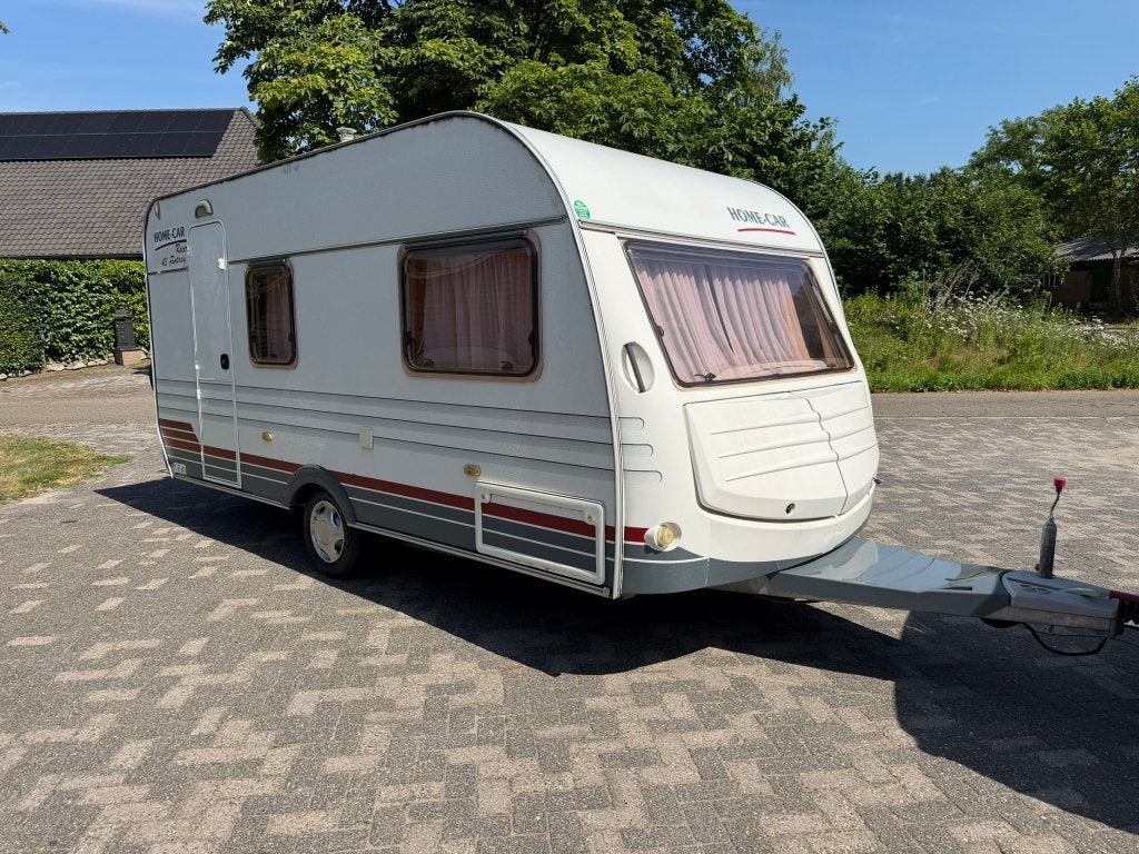 Accueil » Car Racer 43 Fantasy Caravan (WH-XJ-80), 4 à 5 mètres, Poêle, 750 - 1000 kg, Siège de train