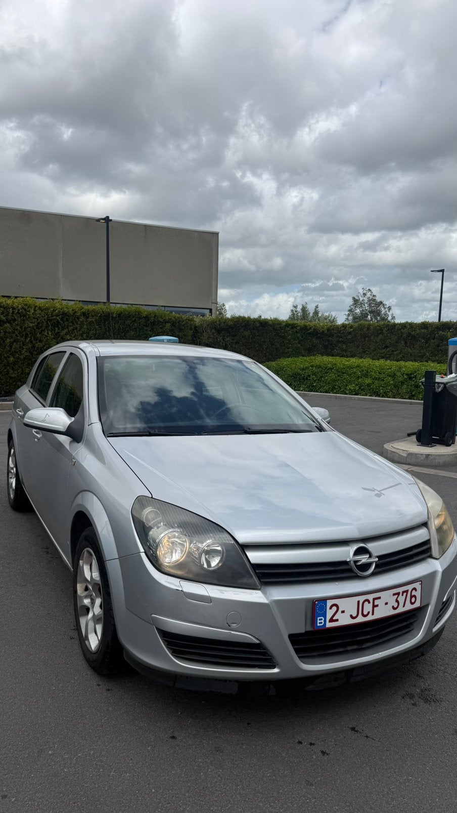 Ik verkoop 2 Opel Astra’s,  benzine,  verschillende staat, Auto's, Automaat, Zwart, Bedrijf, Grijs