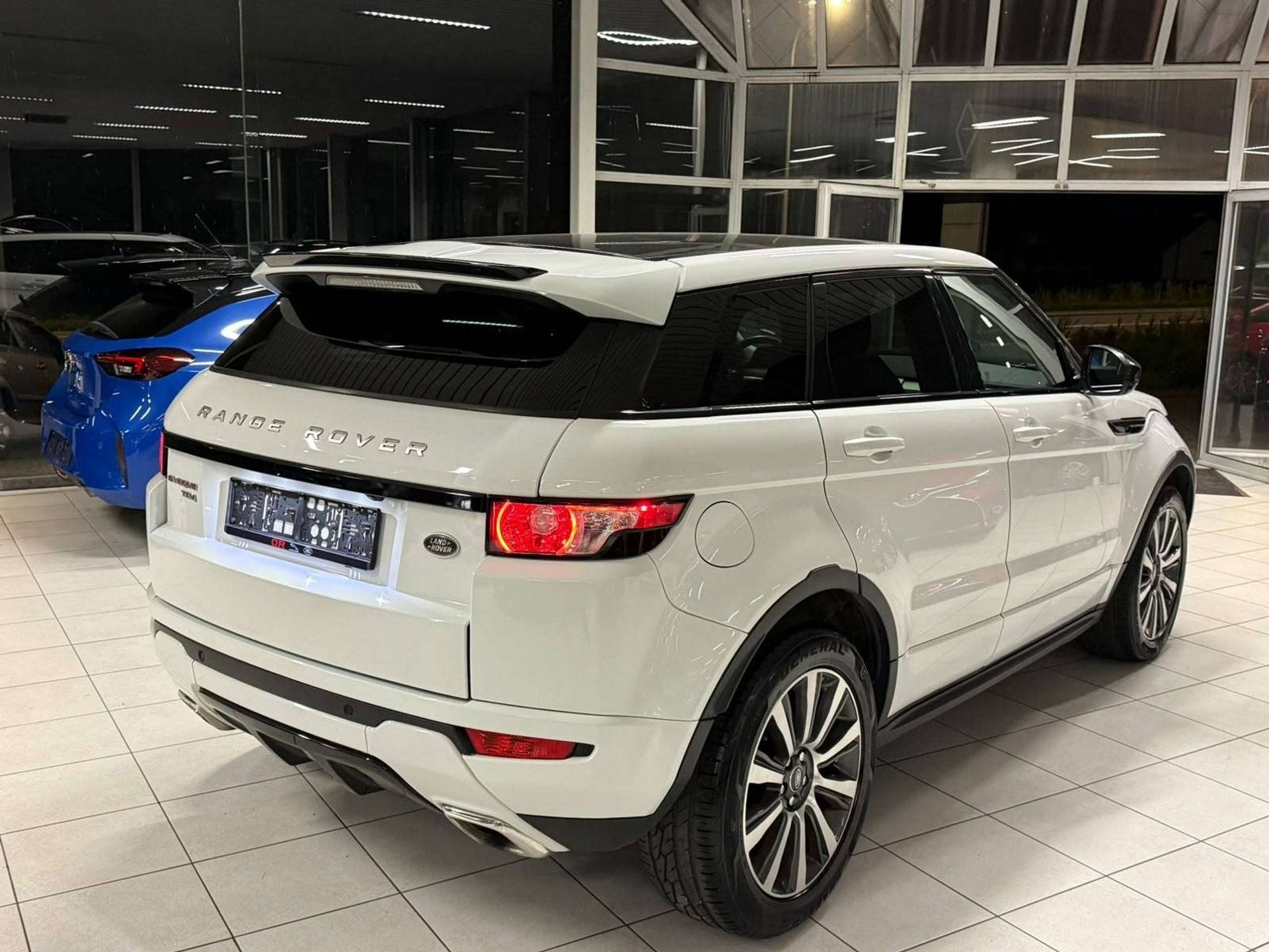 Land Rover Evoque TD4 4x4 Automatique 2.2D 110kW Euro 5b, Autos, Euro 5, Achat, 110 kW, Entreprise
