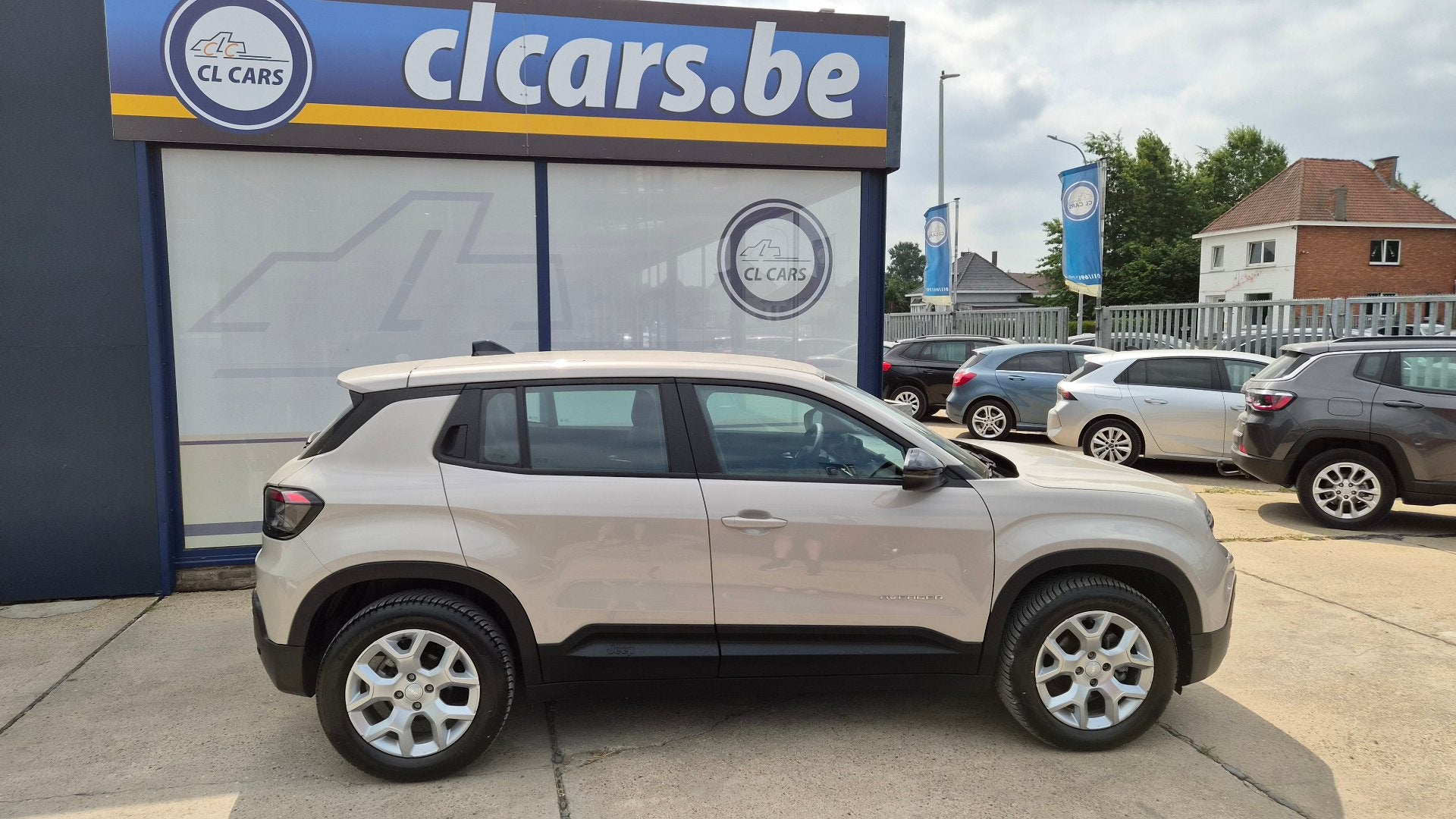 Jeep Avenger Altitude/Navi/Cam/Bt/Cc/JBL (bj 2025), Auto's, Jeep, Parkeersensor, Gebruikt, Leder en Stof, https://public.car-pass.be/vhr/f13f7018-63d9-4c3f-bd67-5c9a4f07bd4b