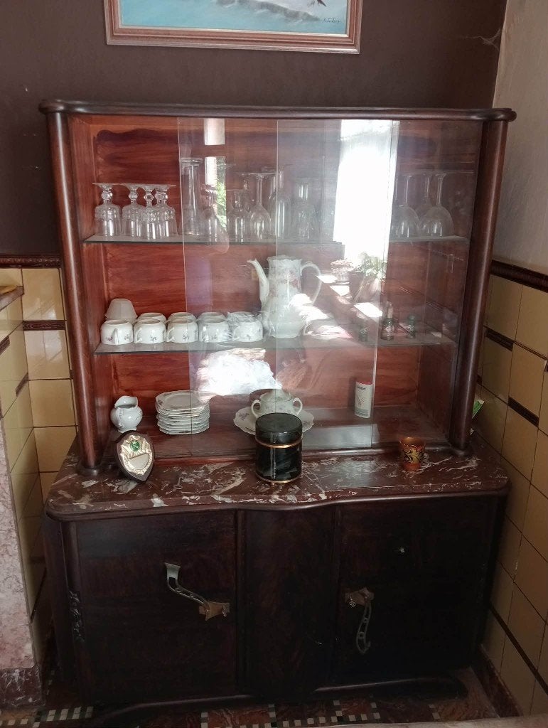 antieke vitrinekast en dressoir, Ophalen, Gebruikt, Eikenhout, Met deur(en)