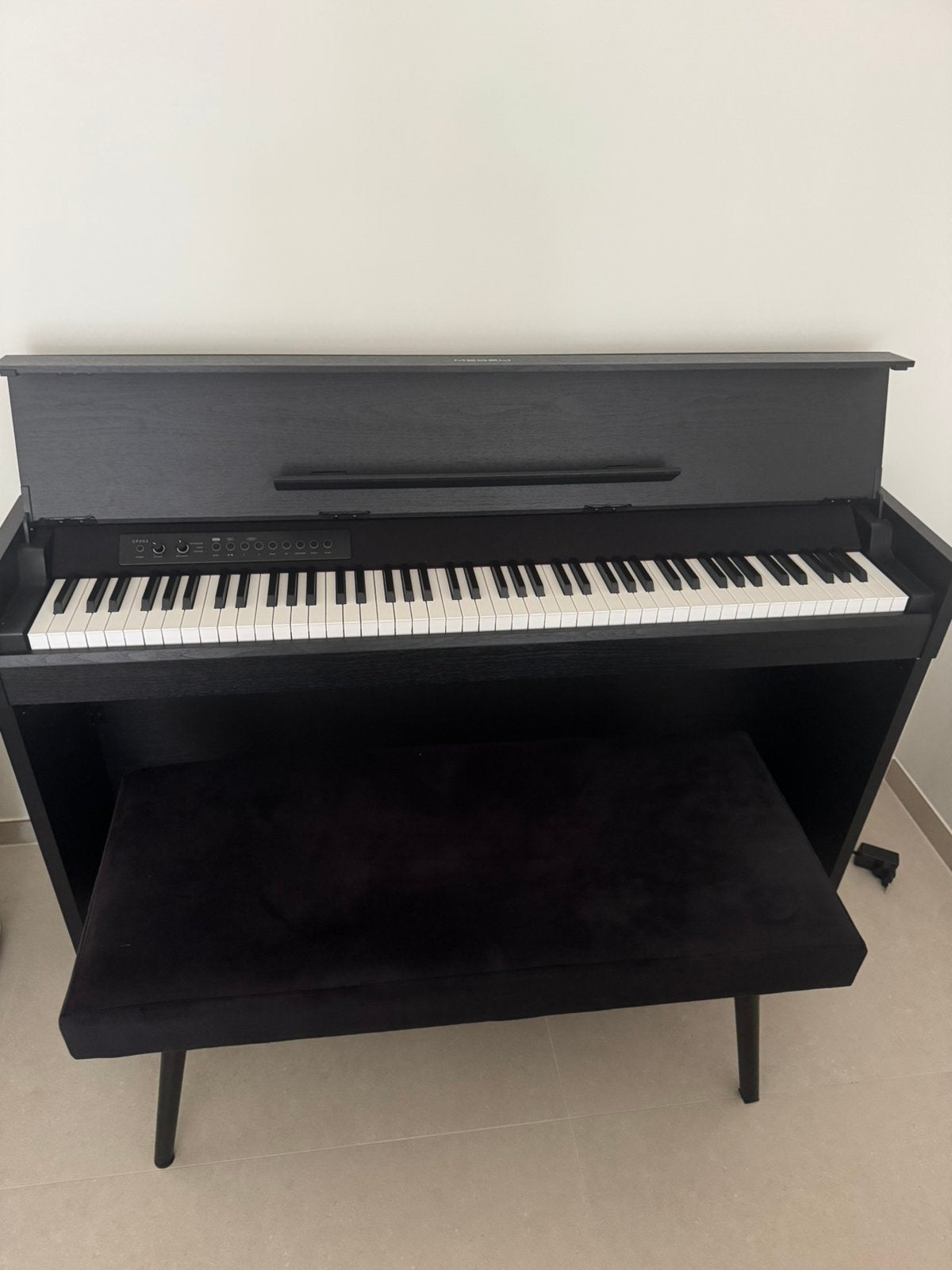 Piano medeli, Muziek en Instrumenten, Piano's, Ophalen, Zo goed als nieuw, Piano