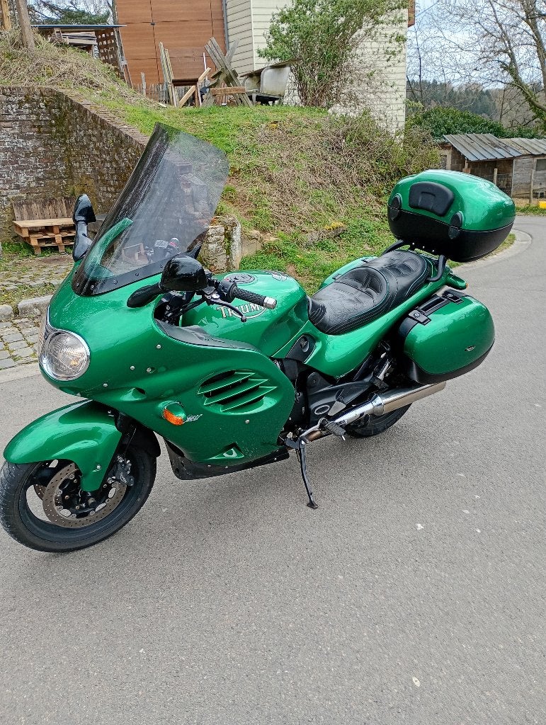 TRIUMPH TROPHY 1200, Tourisme, Plus de 35 kW, Particulier, 4 cylindres