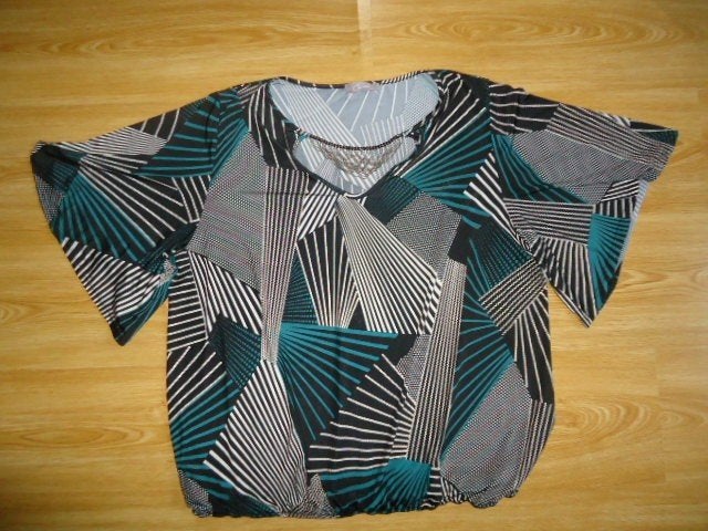 magnifique t-shirt CASSIS taille 46, Manches courtes, Taille 46/48 (XL) ou plus grande, Enlèvement ou Envoi, Cassis