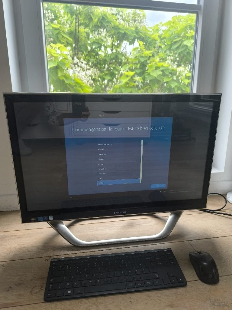 Computer Samsung touch screen (écran tactile), Informatique & Logiciels, AMD et NVIDIA, HDD, 8 GB, 1024 GB