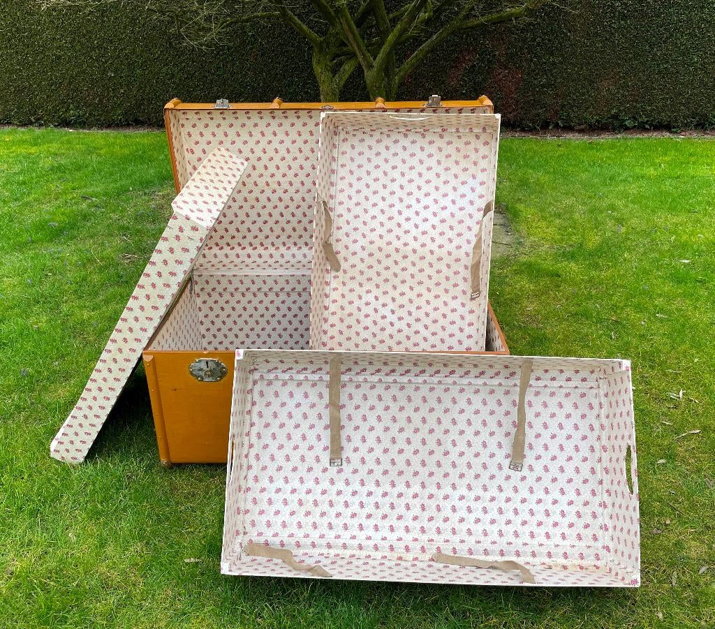 Ancien Grand coffre de voyage avec 3 compartiments, 100 à 150 cm, Moins de 50 cm, Enlèvement, Utilisé