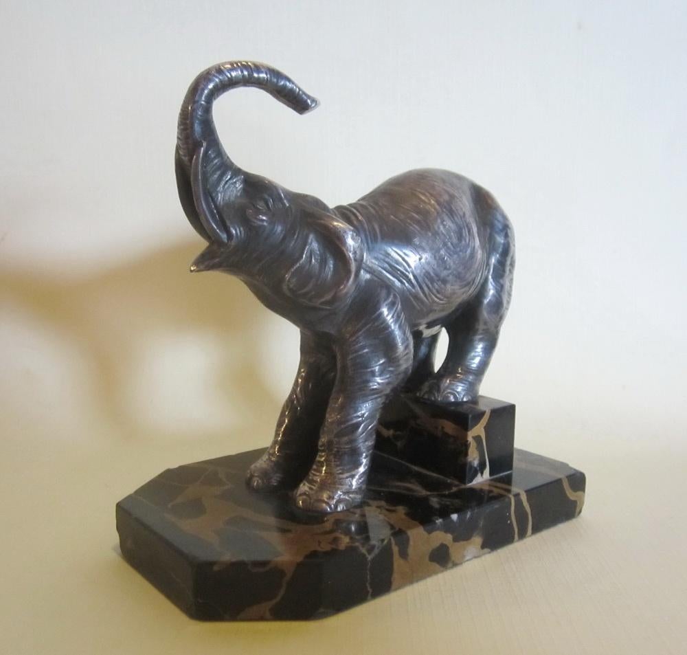 Éléphant art déco, métal argenté ; Moreau, vers 1925, Envoi
